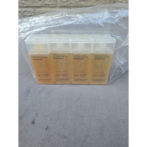 Lot 0f 8 Glovanni 50/50 Balanced Hydrating Clarifying Shampoo 2 Oz - Picture 1 of 5